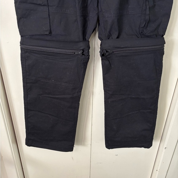 Men's Aeropostale Black Cargo Convertible Pants - Picture 2 of 5